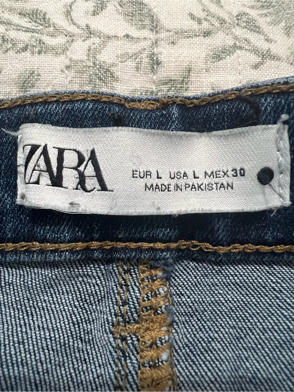Zara Large Stretch Blue Denim Skirt